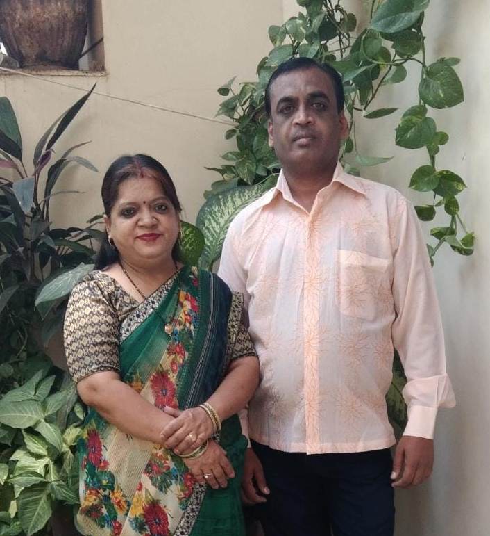 Mr. Akshay Saxena & Mrs. Seema Saxena